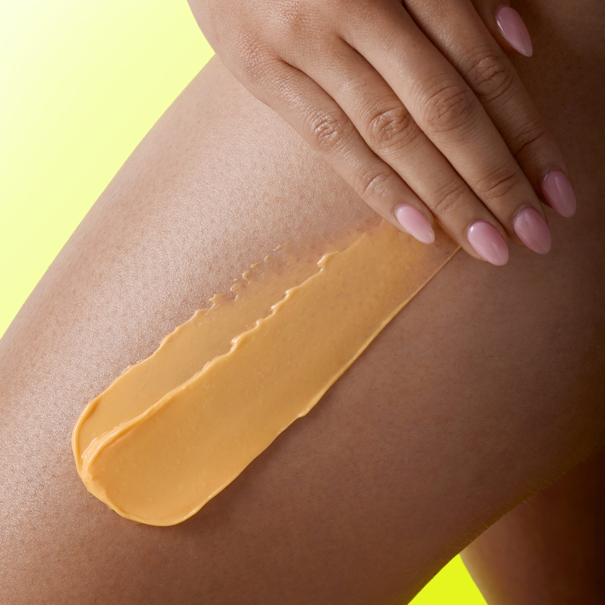 Tangerine Hydraglow Body Lotion - Image 4