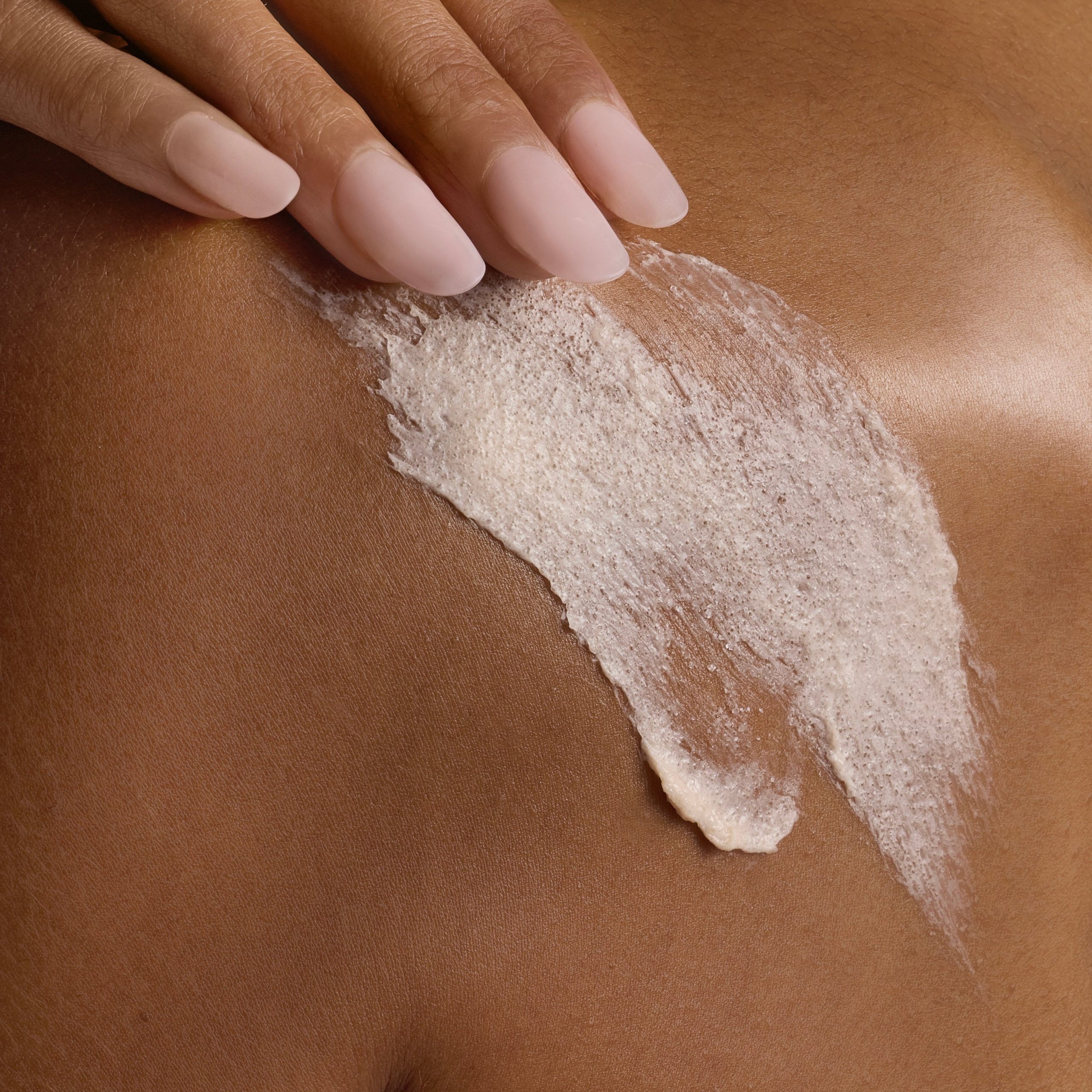 Cinnamon Dolce Daily Moisturizing Scrub - Image 4