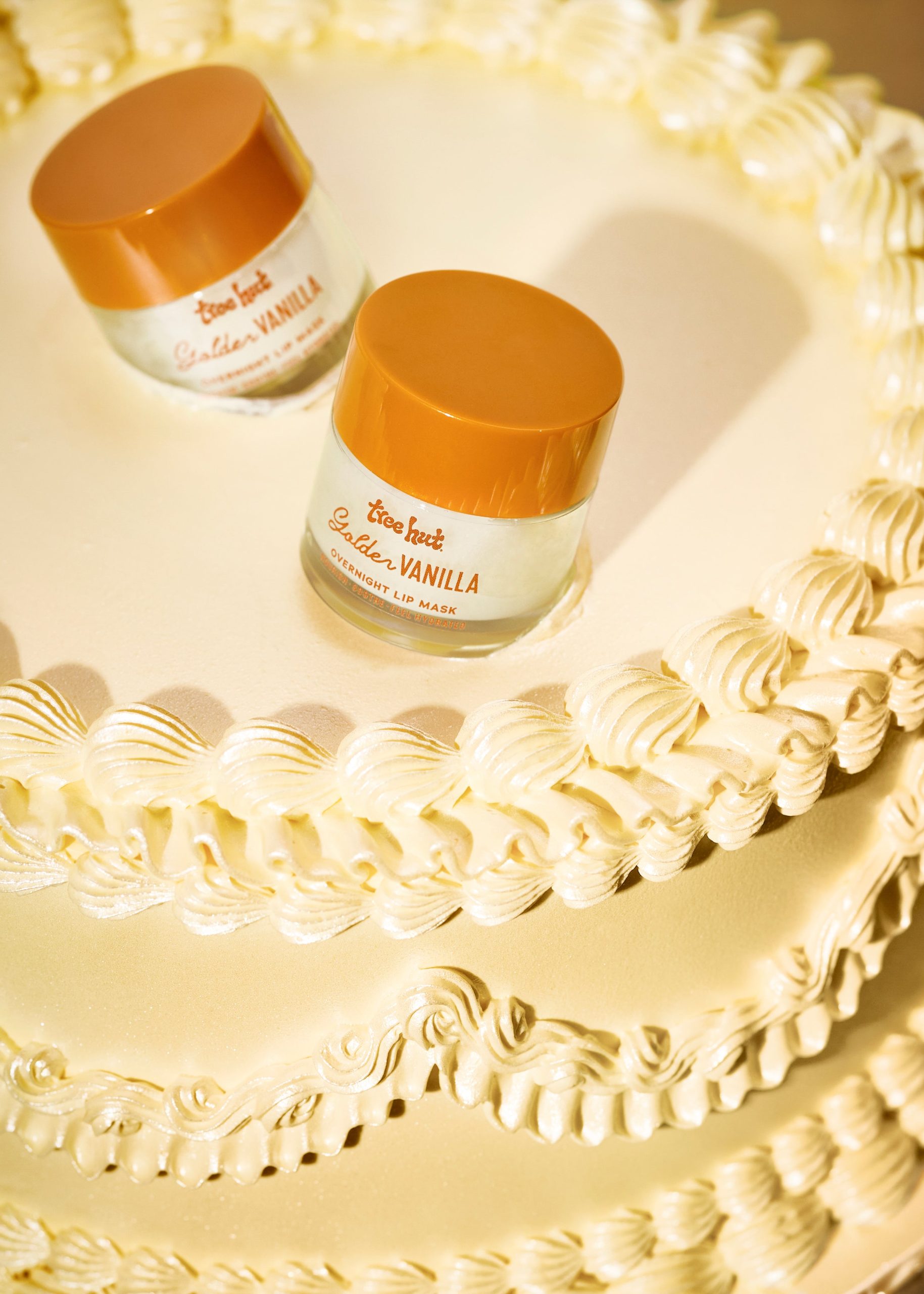 Golden Vanilla Overnight Lip Mask - Image 3